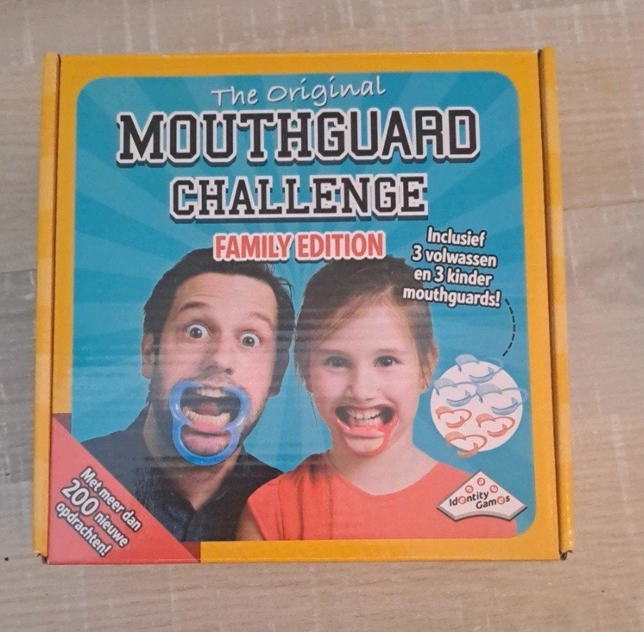 Mouthguard Challenge Family Edition - Hilarisch spel!, Ophalen of Verzenden