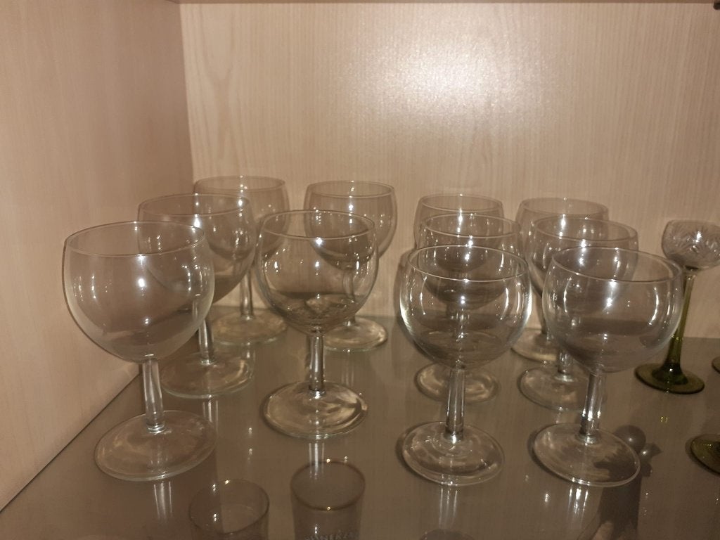 Wijnglazen. Weinig gebruikt 5 voor rode en 6 voor witte wijn, Ophalen, Glas of Glazen, Overige stijlen, Glas