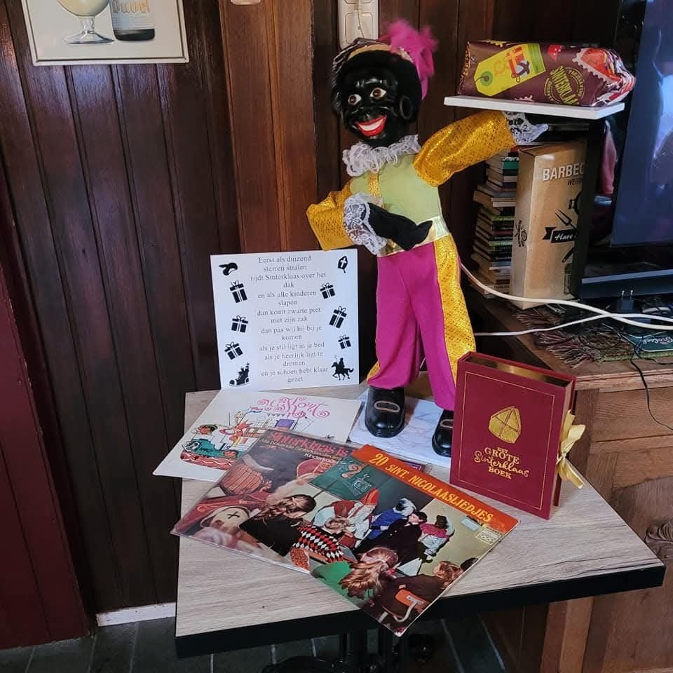 Mechsnische zwarte Piet, Diversen, Ophalen
