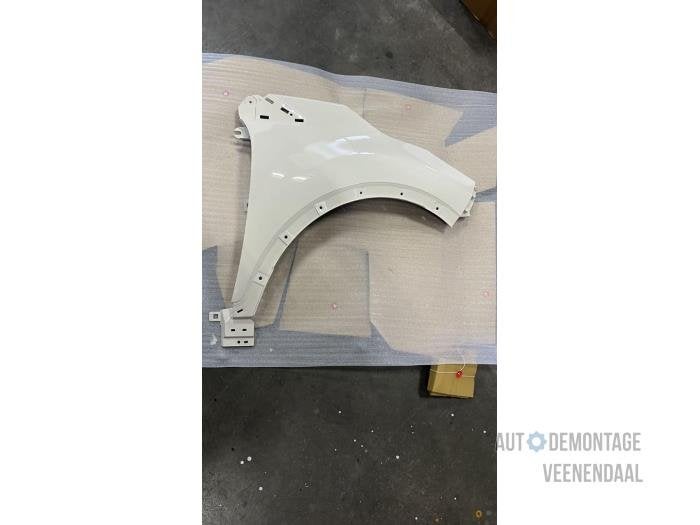 Scherm rechts-voor van een Renault Captur (BIXND), -, Renault, -, Nieuw