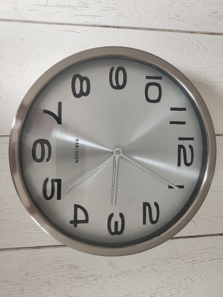 Karlsson klok, Wandklok, Analoog, Werkt op batterijen, Ophalen of Verzenden