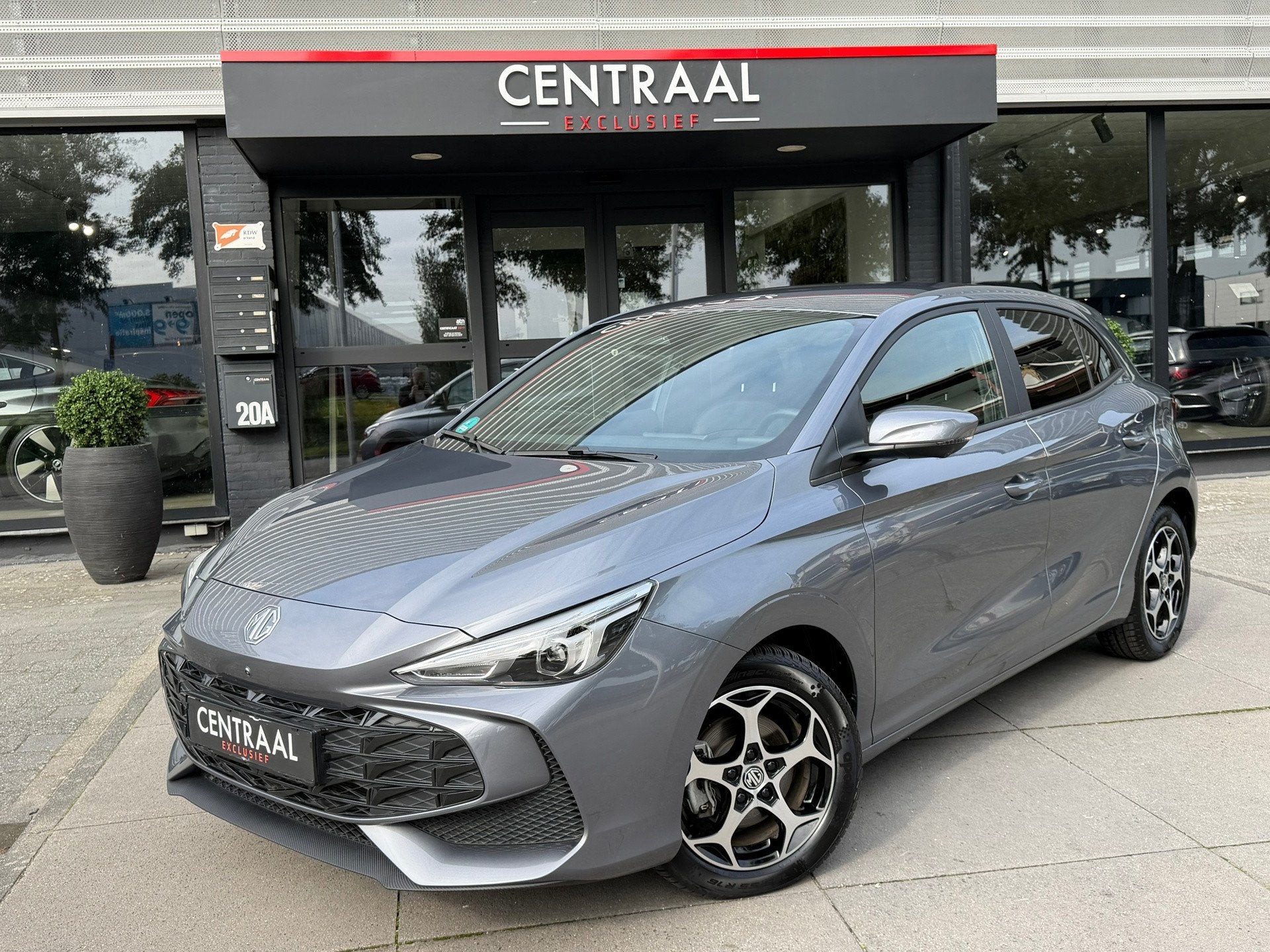 MG MG3 Hybrid+ 1.5 Hybrid+ Luxury ACC|Carplay|Keyless|360Cam, Auto's, Dealer onderhouden, Zwart, 4 cilinders, Leder en Stof