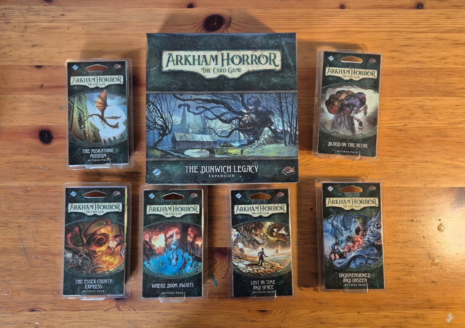 Arkham Horror The Card Game Dunwich Legacy, Een of twee spelers, Ophalen of Verzenden, Nieuw, Asmodee