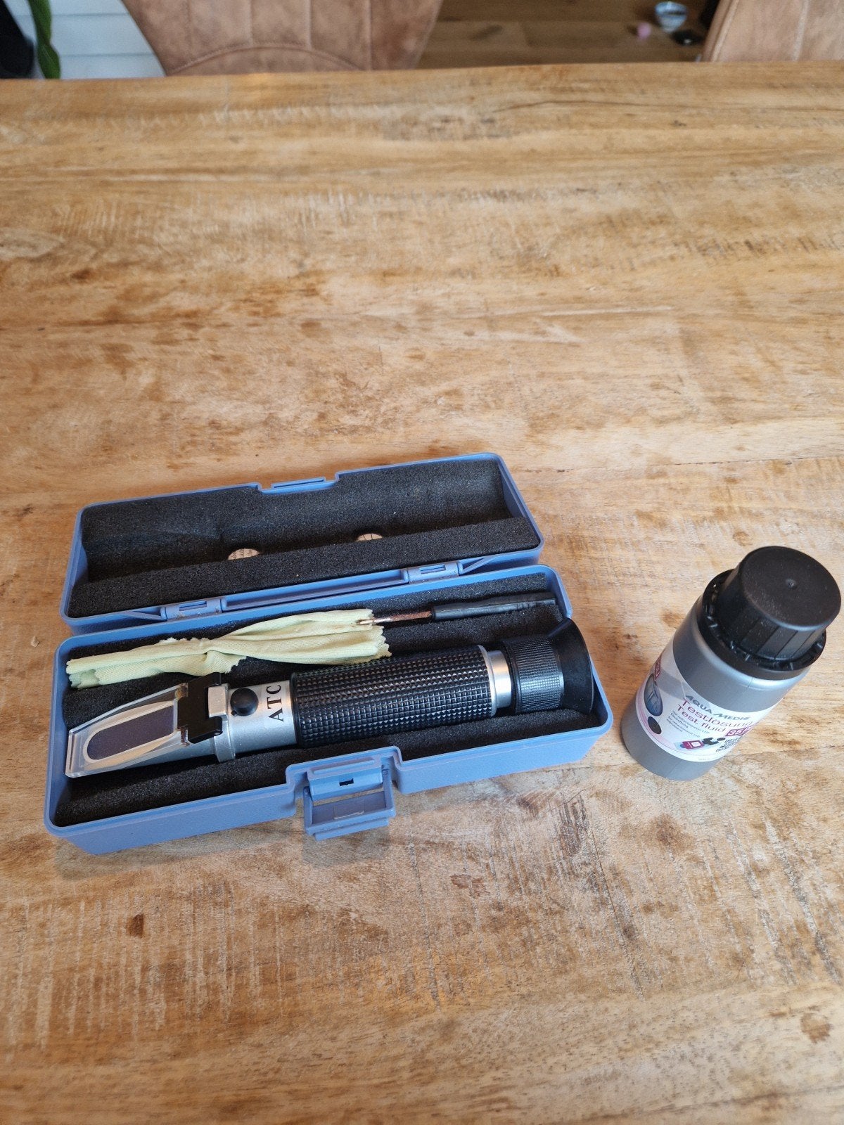 Refractometer zeewater aquarium 
met test vloeistof, Ophalen, Zo goed als nieuw, Gevuld zeewateraquarium