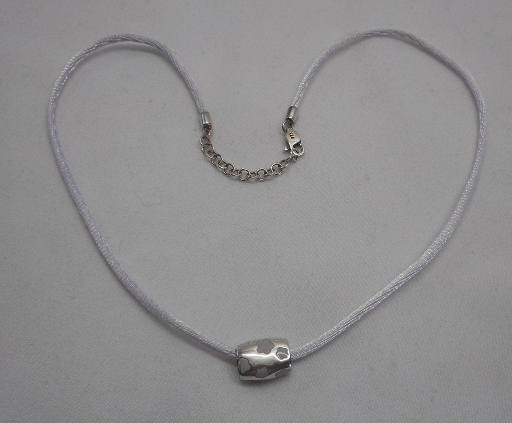 koord met zilveren hanger en zilveren slotje nr.1616
