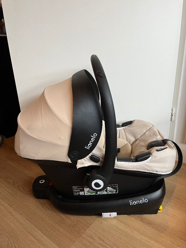 Lionelo Baby maxi cosi met Isofix, Kinderen en Baby's, Zijbescherming, Zo goed als nieuw, Isofix, 0 t/m 13 kg