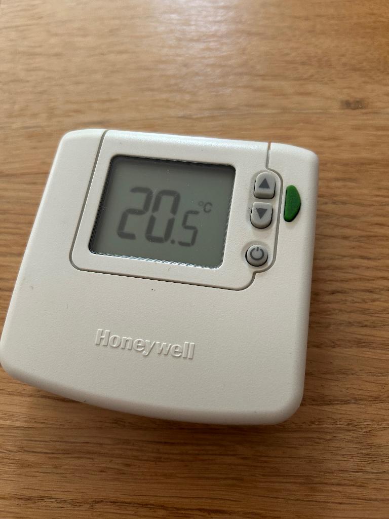 Honeywell kamerthermostaat DT90E aan/uit, Ophalen of Verzenden, Zo goed als nieuw