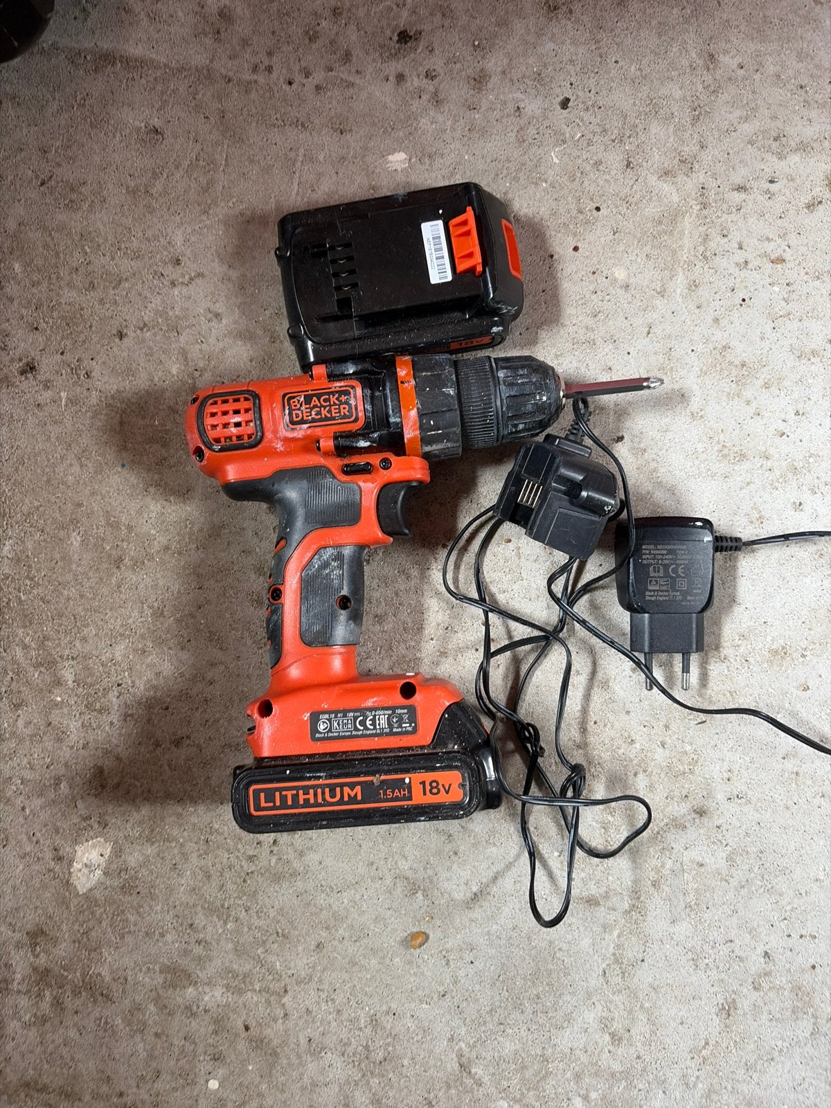 Black+Decker 18V Accuboormachine met lader, Ophalen, Gebruikt, 600 watt of meer, Boor- en Schroefmachine