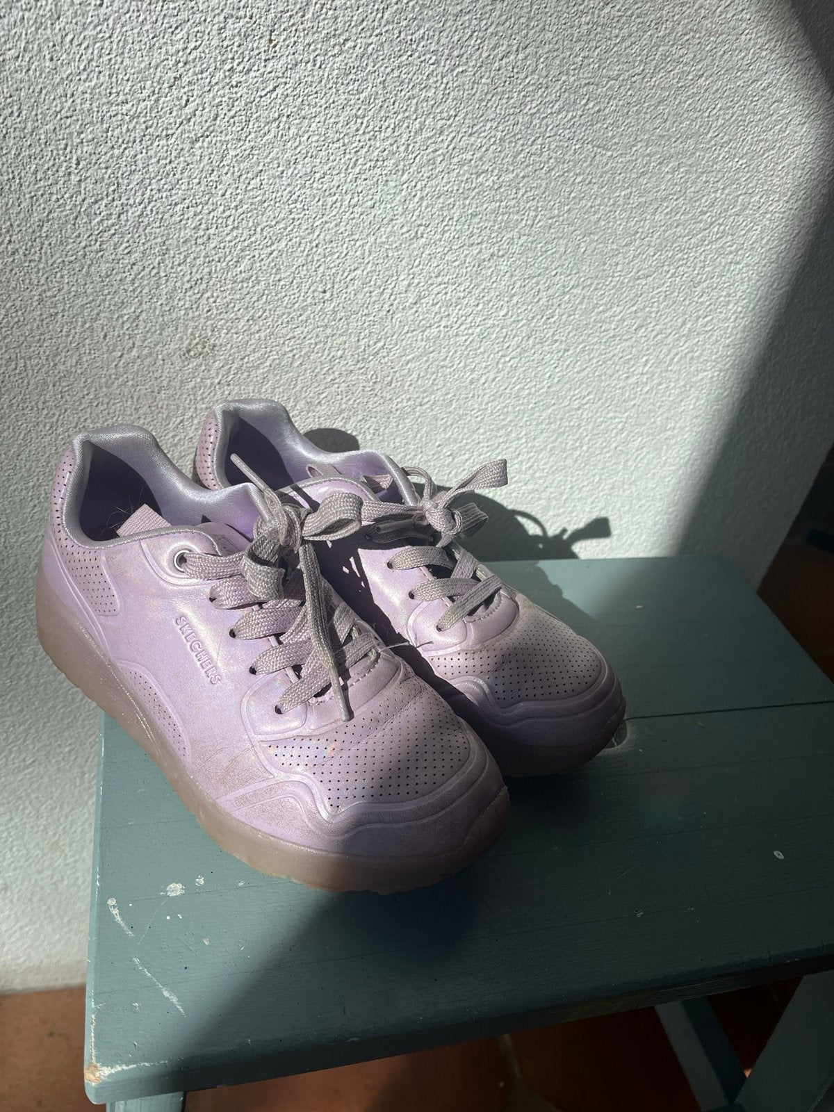 Skechers sneakers maat 34 - Lichtpaars, Ophalen of Verzenden, Gedragen, Overige kleuren, Sneakers of Gympen