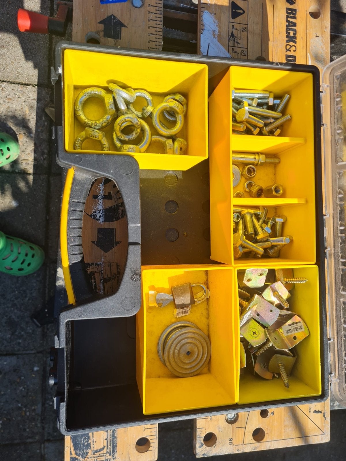 Gevulde gereedschapskist met diverse bevestigingsmaterialen, Ophalen, Gebruikt, Minder dan 50 mm, Overige typen