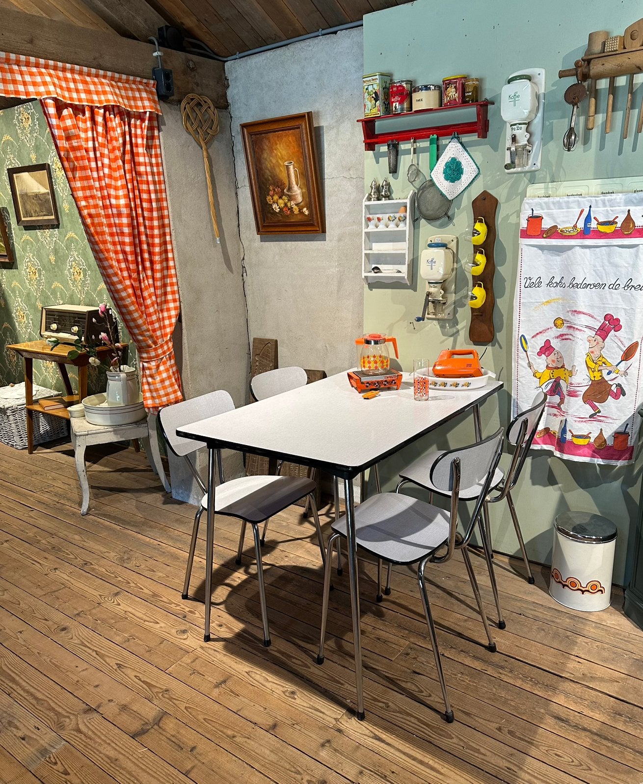 Brocante tafel met stoelen - vintage - formica, Ophalen