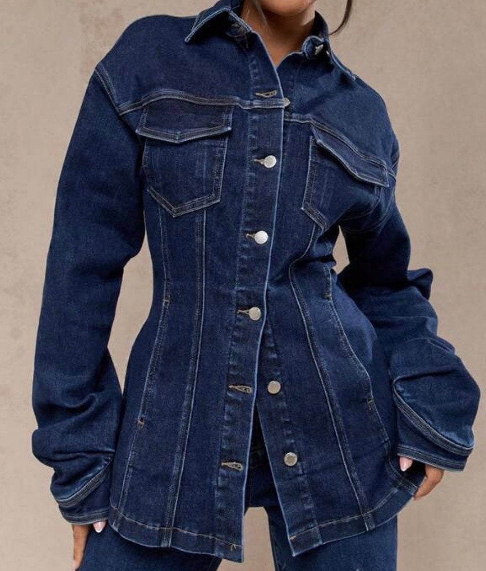 Donkerblauwe getailleerde denim jas, Ophalen of Verzenden, Zo goed als nieuw, Maat 38/40 (M), Blauw