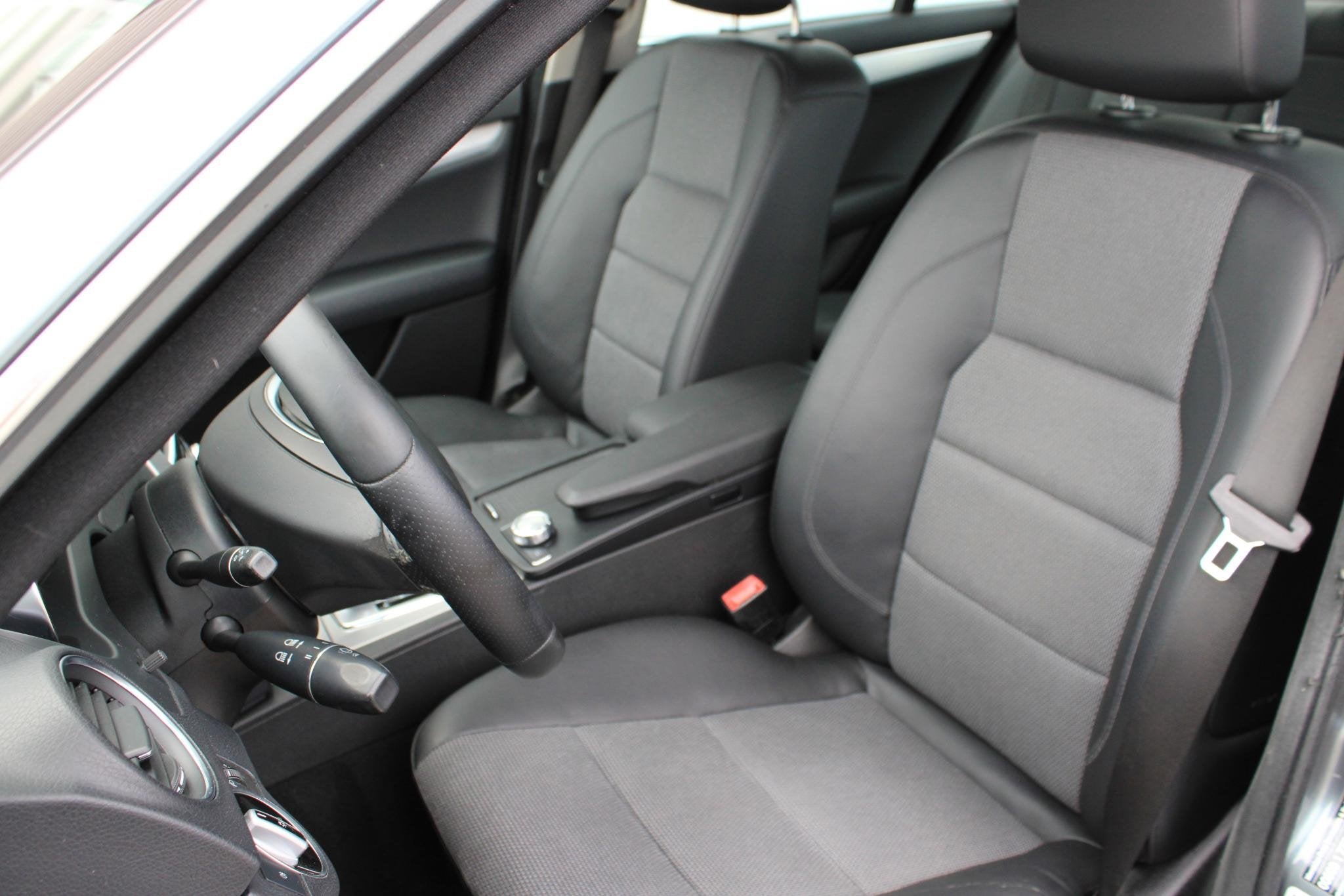 Mercedes-Benz C-Klasse 180 Cruisecontrol | Parkeersensoren |, Auto's, Mercedes-Benz, Zwart, 1796 cc, Origineel Nederlands, Sedan