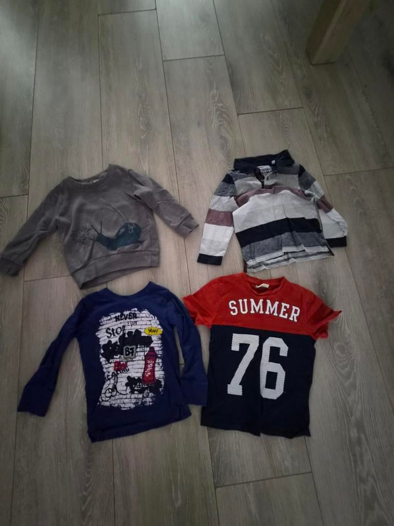 Setje shirts maat 98/104, Kinderen en Baby's, Kinderkleding | Maat 98, Gebruikt, Ophalen of Verzenden, Setje, Onbekend