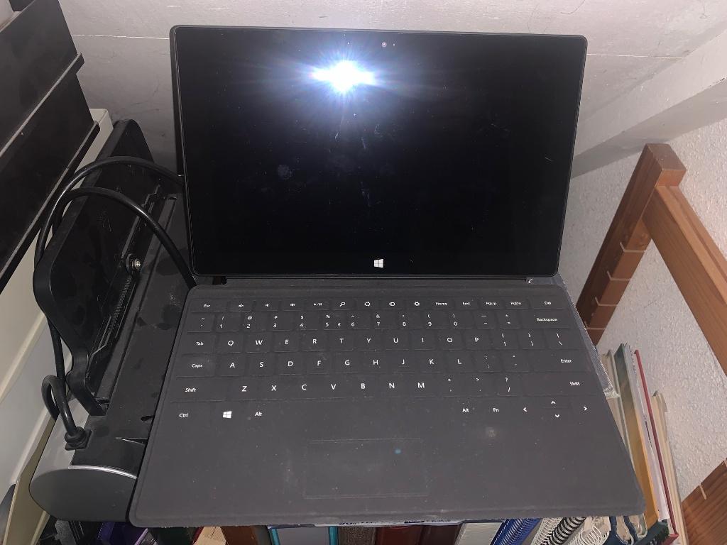 Windows Surface te koop, Gebruikt, Minder dan 4 GB, Qwerty, 32 GB