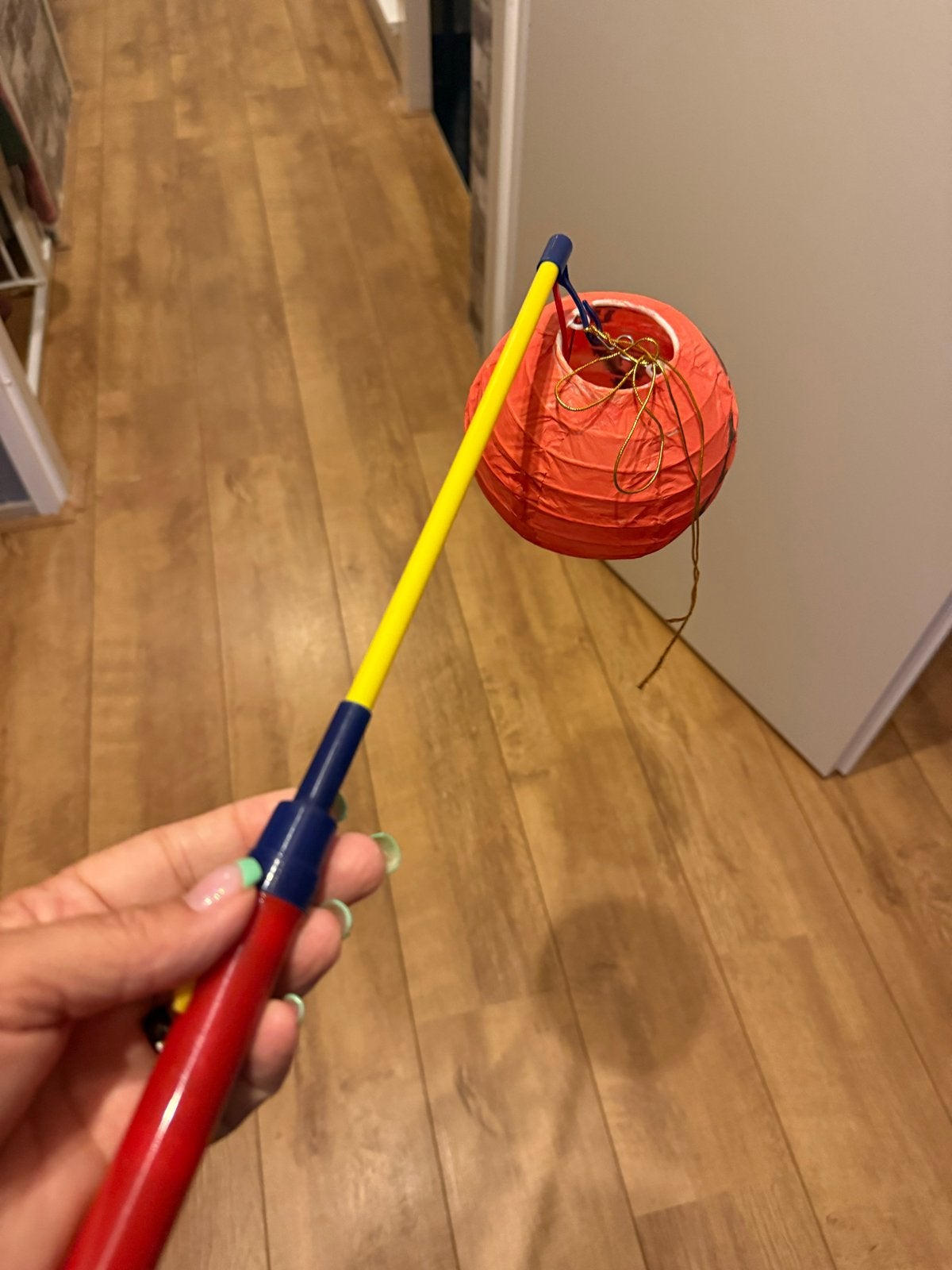 20 Lampionstokjes (4x5 stuks) - Ideaal voor Sint Maarten, Hobby en Vrije tijd, Feestartikelen, Ophalen of Verzenden, Nieuw, Feestartikel