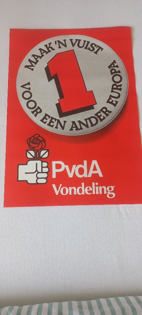 Poster pvda, Rechthoekig Staand, Ophalen of Verzenden, Zo goed als nieuw, A1 t/m A3