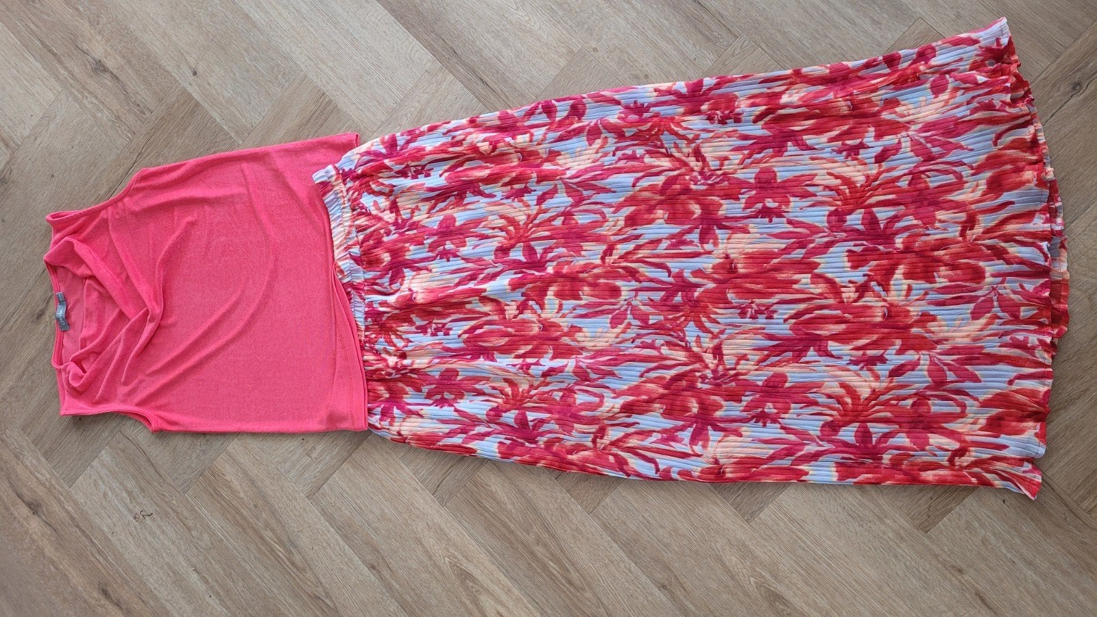 Geisha top en Vero Moda rok set, maat XS/34 en M, Nieuw, Ophalen of Verzenden, Maat 36 (S), Geisha, Vero Moda
