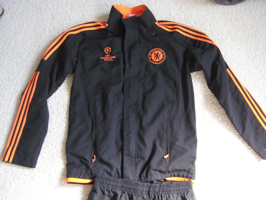 Trainingspak maat L Chelsea football club, champions league, Maat L, Ophalen, Zo goed als nieuw, Trainingspak