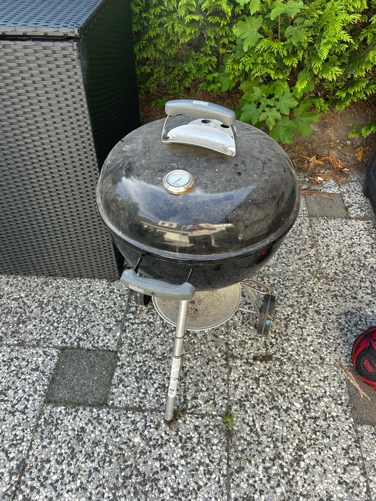 Weber bbq met thermometer 47 cm, Ophalen, Zo goed als nieuw