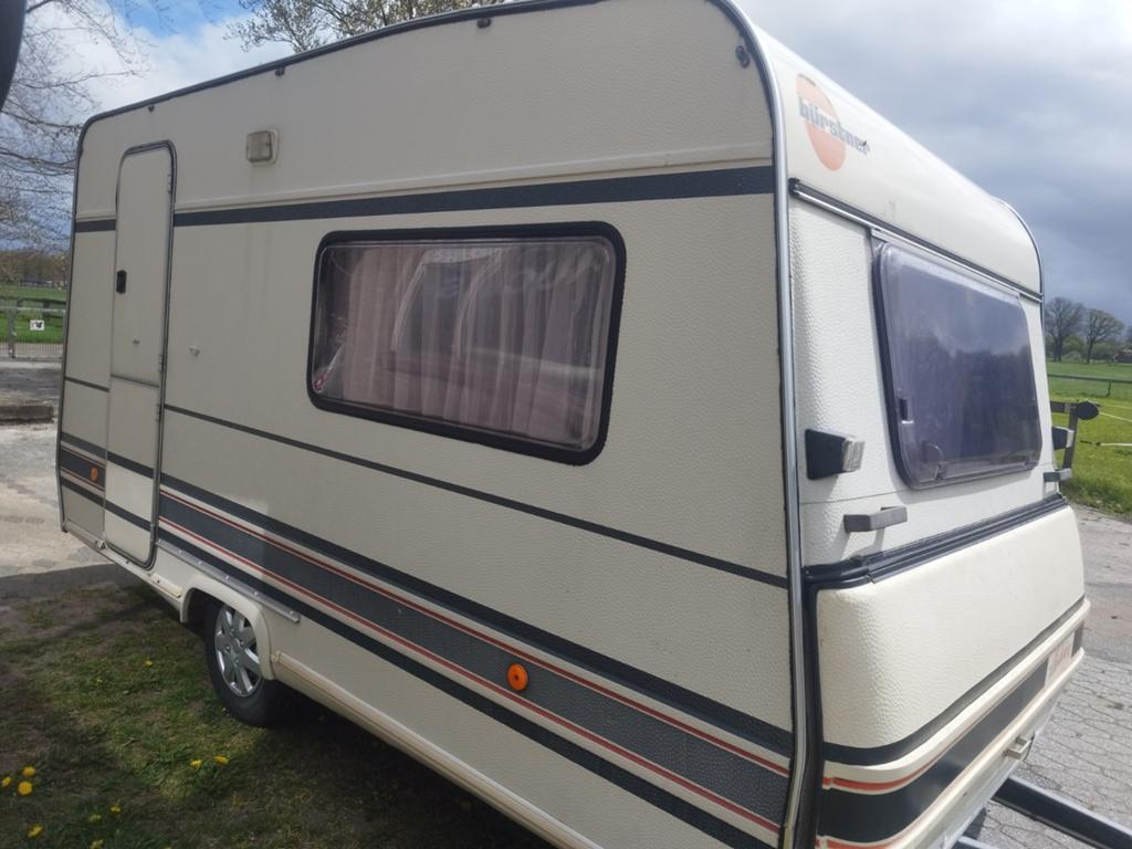 Bürstner Holiday Caravan te huur - Comfortabel en compleet, Particulier