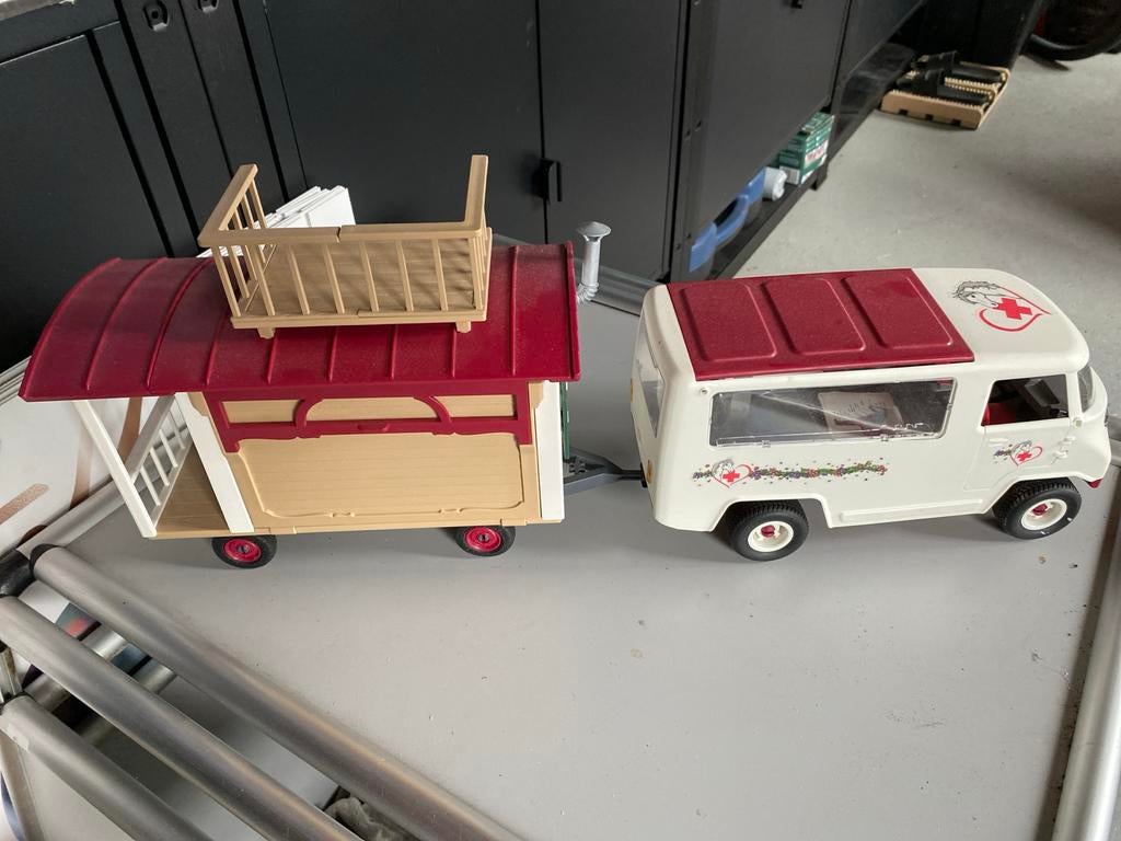 Playmobil camper met woonwagen, Kinderen en Baby's, Speelgoed | Playmobil, Ophalen of Verzenden, Gebruikt, Complete set