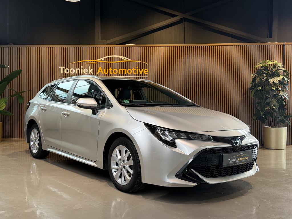 Toyota Corolla Touring Sports 1.8 Hybrid Active Automaat Nav, 1345 kg, Gebruikt, 4 cilinders, Corolla