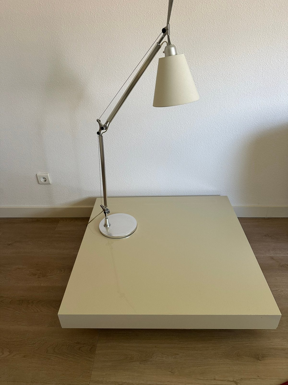 Design salontafel zwevend model, Ophalen, Zo goed als nieuw, 50 tot 100 cm