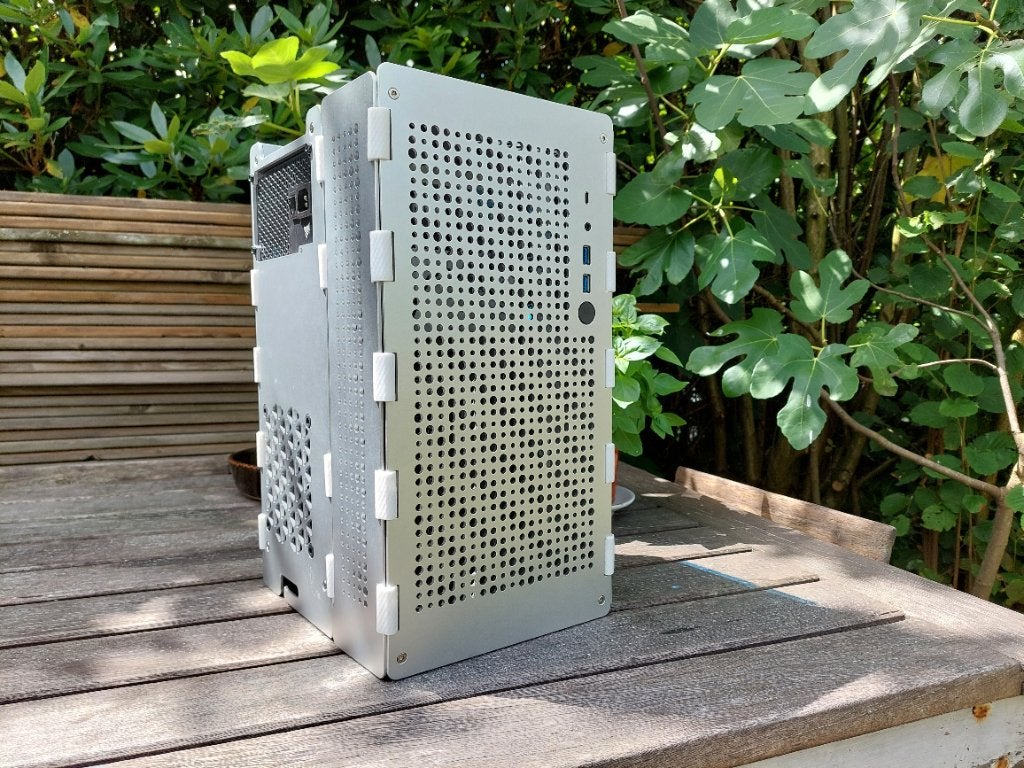 Mini itx game pc 5500X3D Gtx 1660 TI, Gebruikt, Zelf gebouwde pc, Ophalen of Verzenden, Gaming