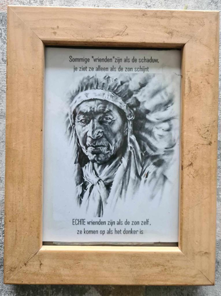 2 kaarten Indianen in lijstje, Ophalen of Verzenden