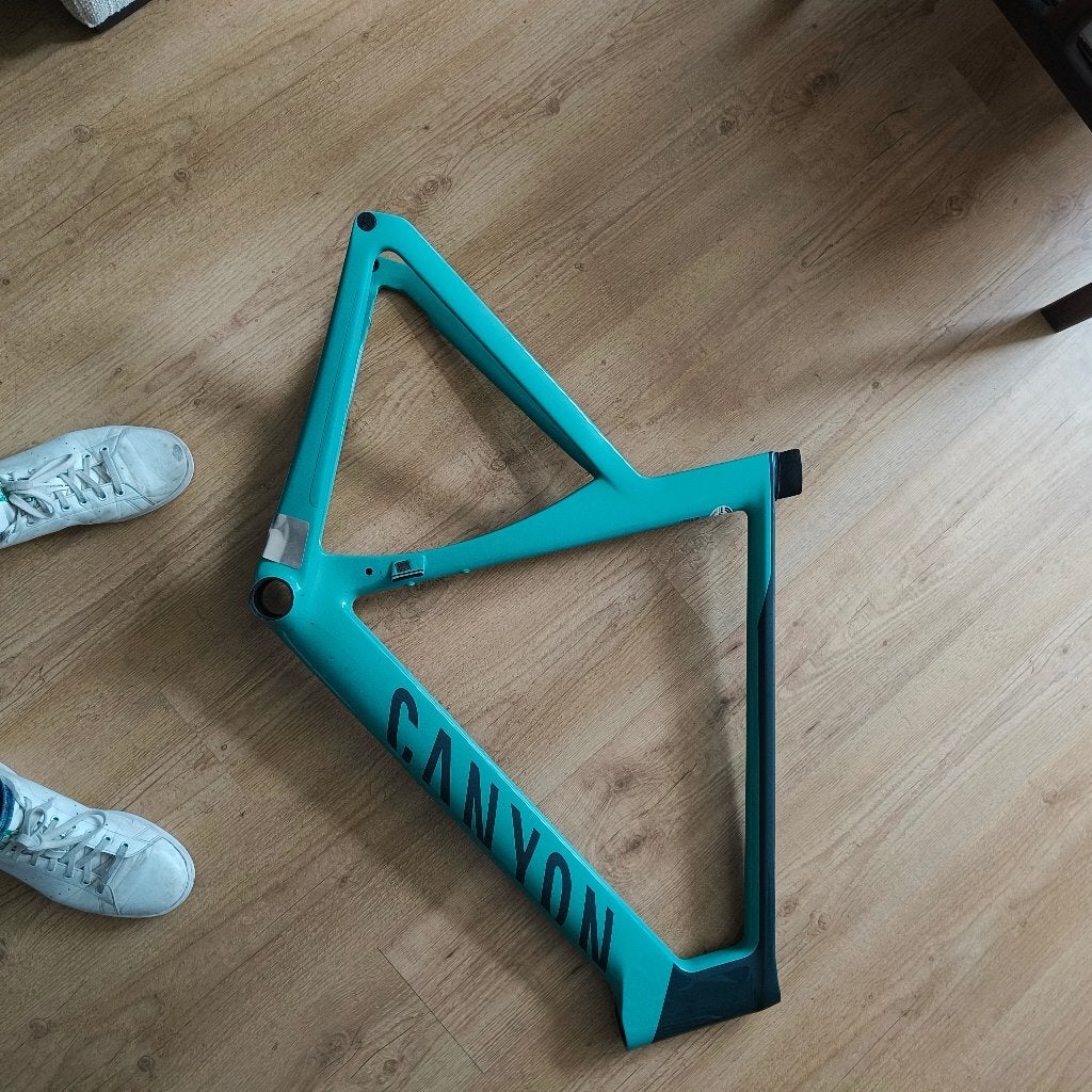 Canyon Aeroad CF SLX frame - XL 2023 Gebroken., Fietsen en Brommers, Gebruikt, Heren, Aluminium, 61 tot 65 cm