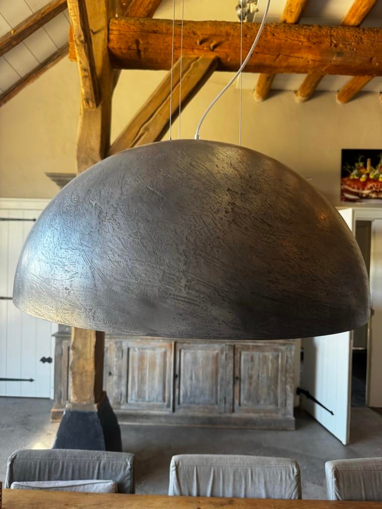 Grote metalen hanglampen met bladgoud, Huis en Inrichting, Lampen | Hanglampen, Ophalen, Zo goed als nieuw, Metaal, 75 cm of meer