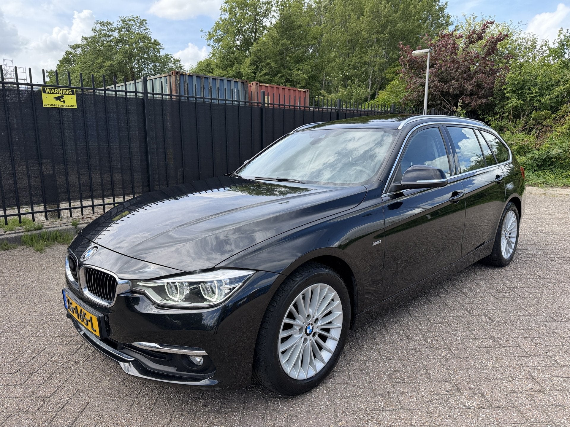 BMW 3 Serie Touring 318d Luxury Individual Leer/Panorama/Cru, 745 kg, Achterwielaandrijving, 4 cilinders, 150 pk