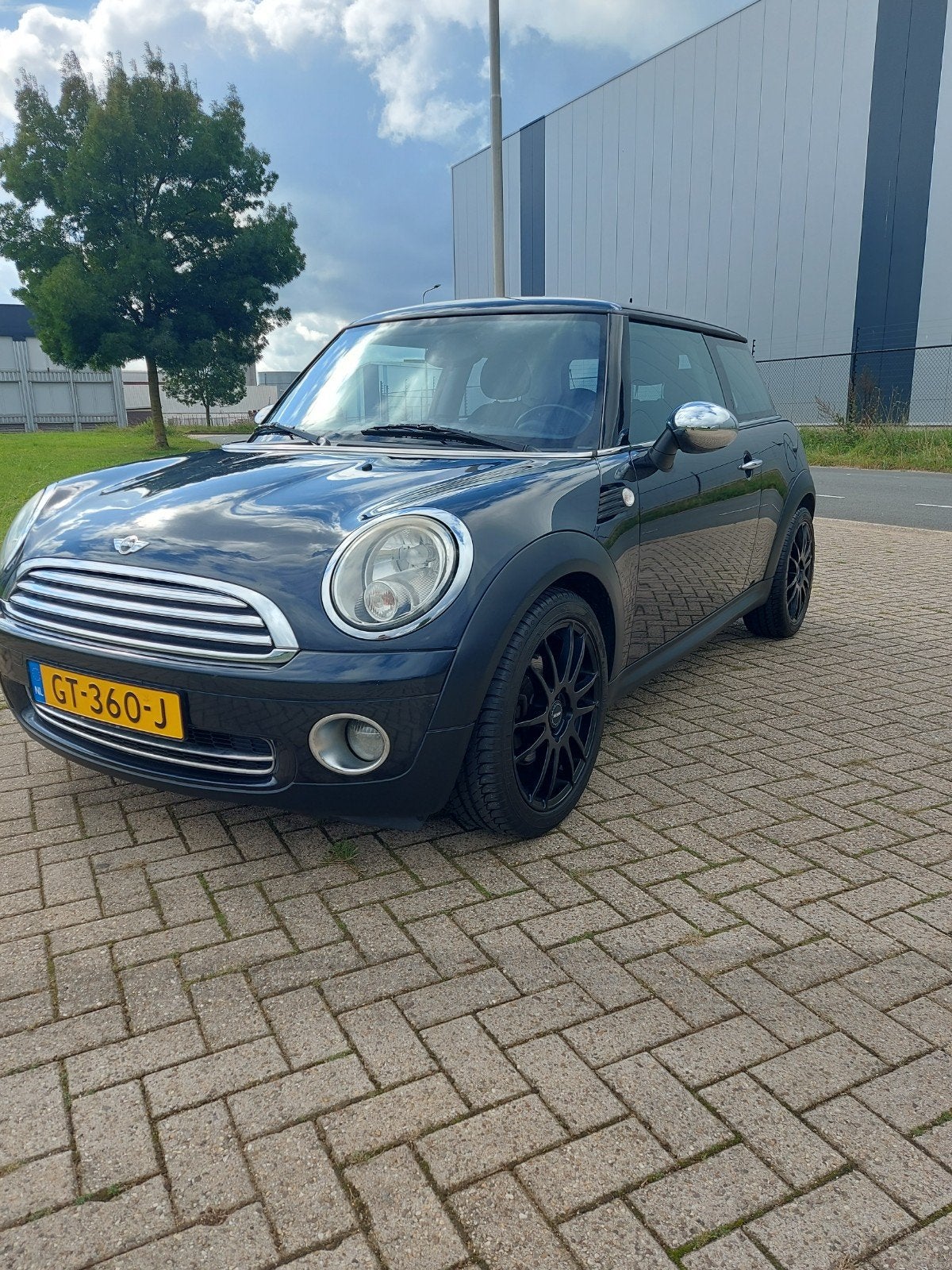 Mini (r56) 1.4 95pk 2008 Zwart, Voorwielaandrijving, 4 stoelen, 19 km/l, Geïmporteerd