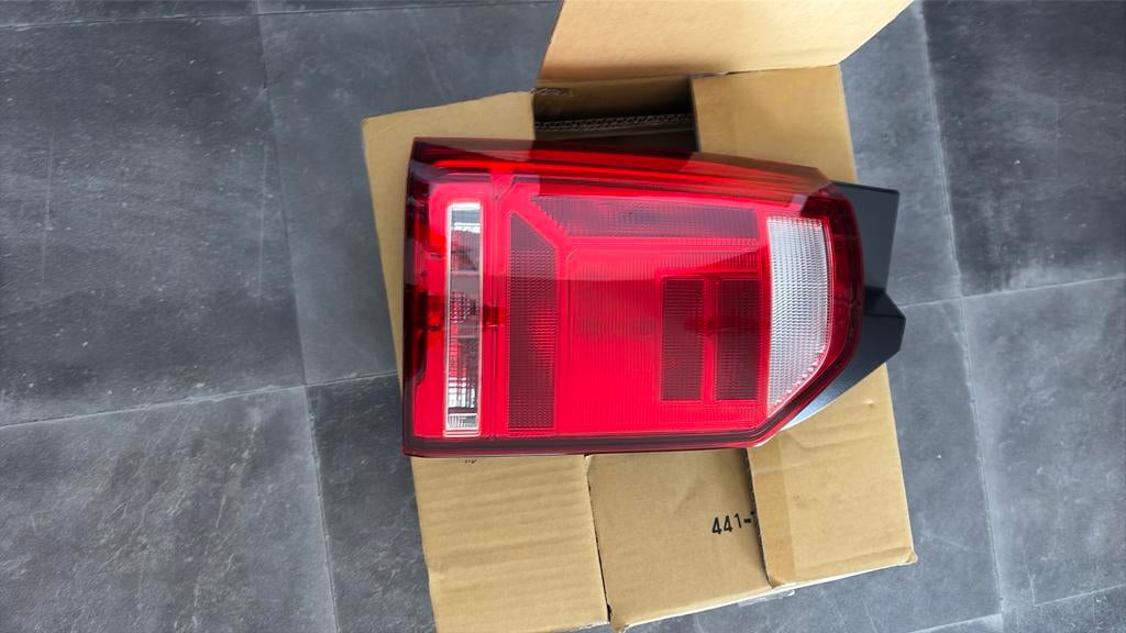 Vw transport T6 achterlicht / achterlamp links, Auto-onderdelen, Verlichting, Ophalen of Verzenden, Nieuw