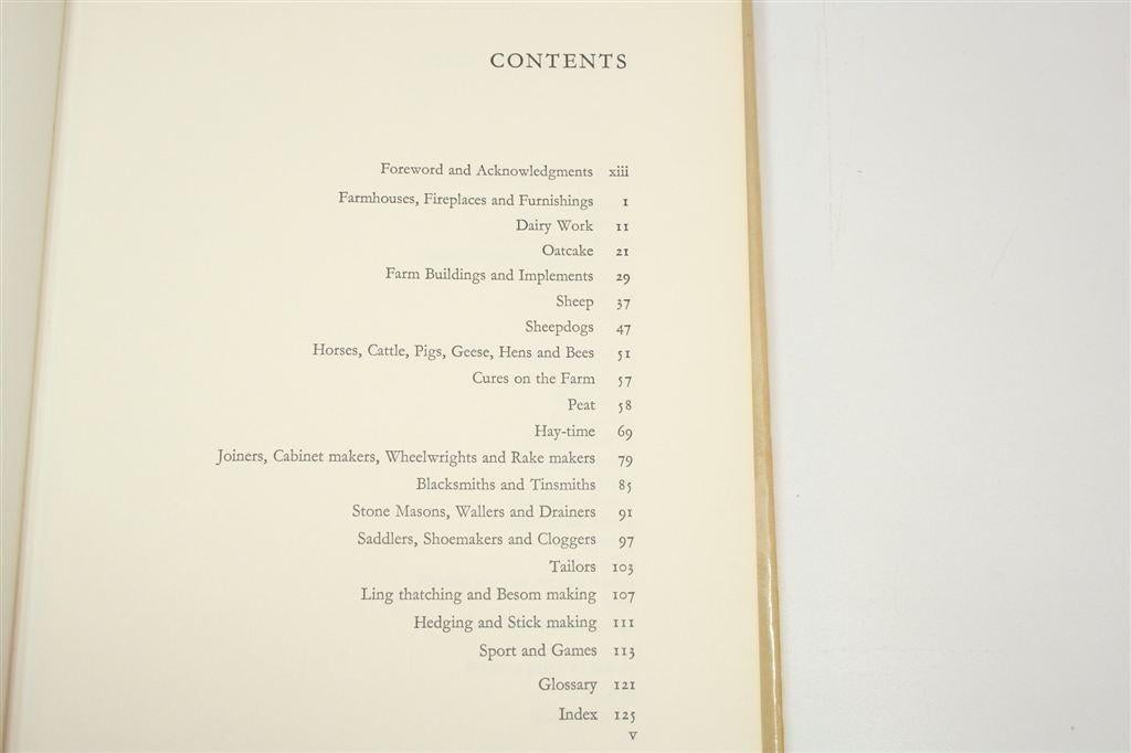 Life & Tradition in the Yorkshire Dales — Volkskunde, Ophalen of Verzenden, Gelezen, Europa