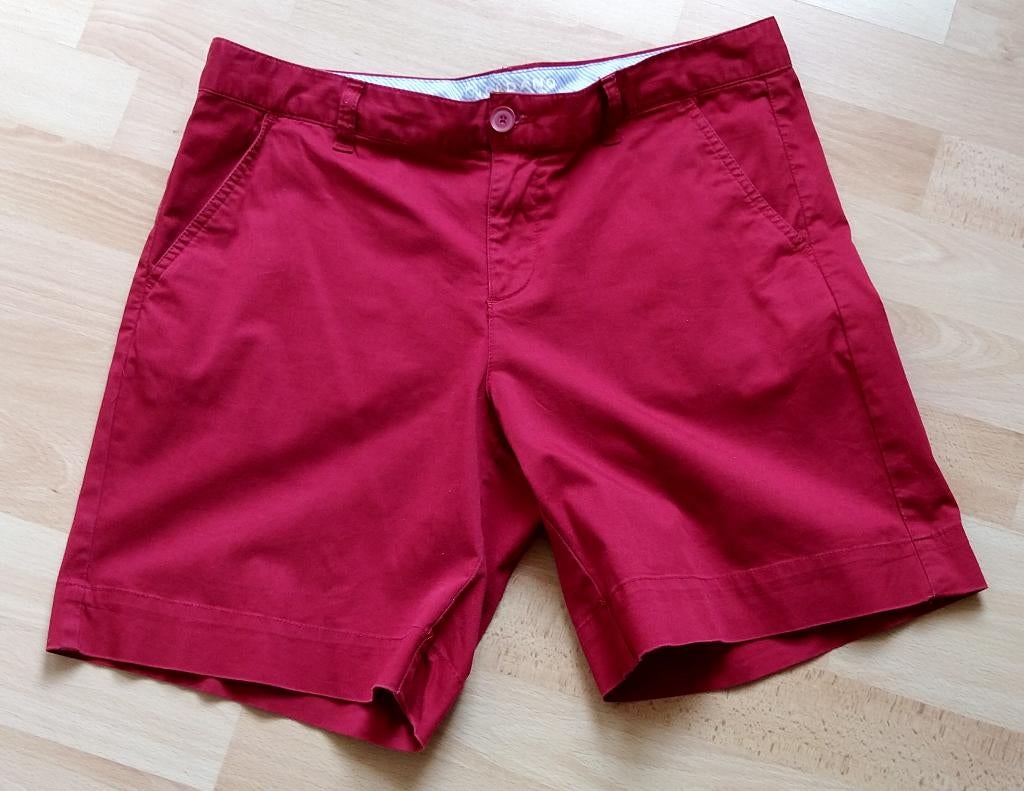 Te koop aangeboden: korte damesbroek , Maat 38/40 (M), Kort, Ophalen of Verzenden, Zo goed als nieuw