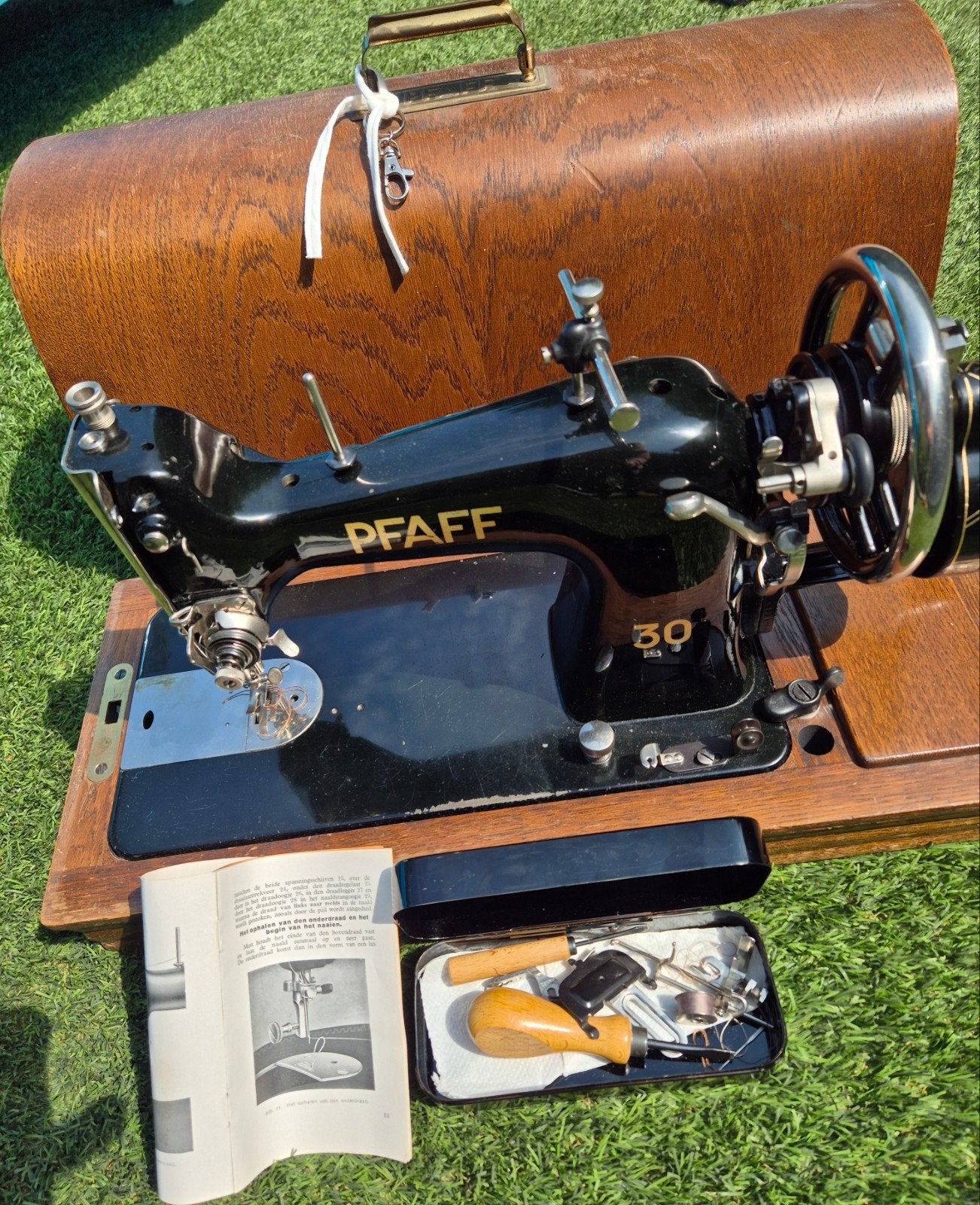Vintage Pfaff 30 Naaimachine met Houten Koffer, Ophalen of Verzenden, Gebruikt, Naaimachine, Pfaff