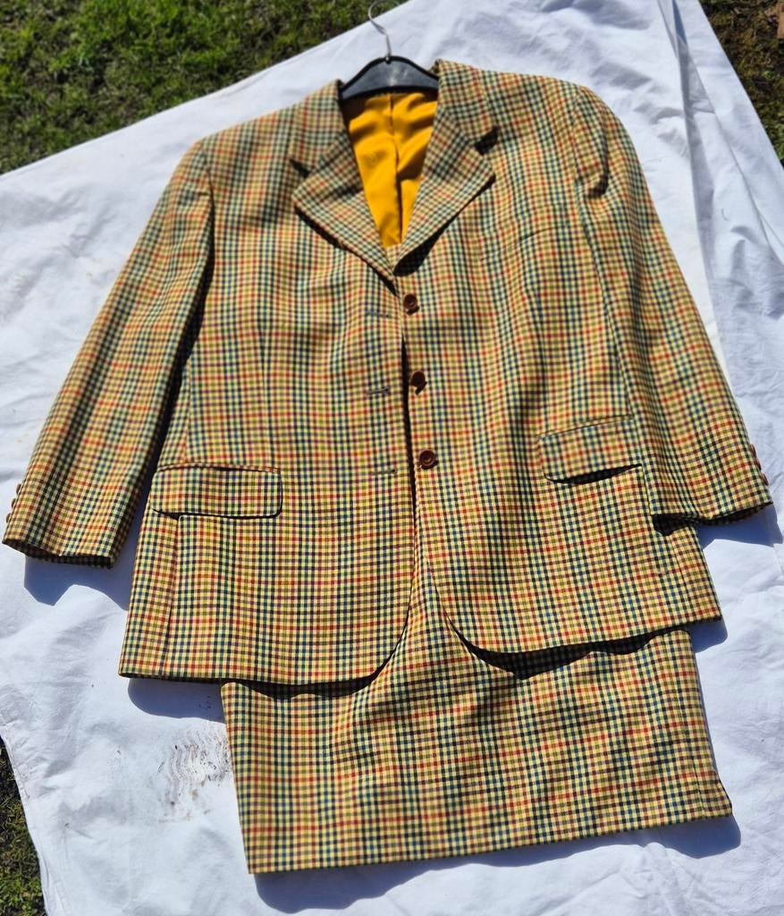 Prachtig Wollen Tweed Dameskostuum - Magee of Ireland, Kostuum of Pak, Overige kleuren, Maat 46/48 (XL) of groter, Ophalen of Verzenden