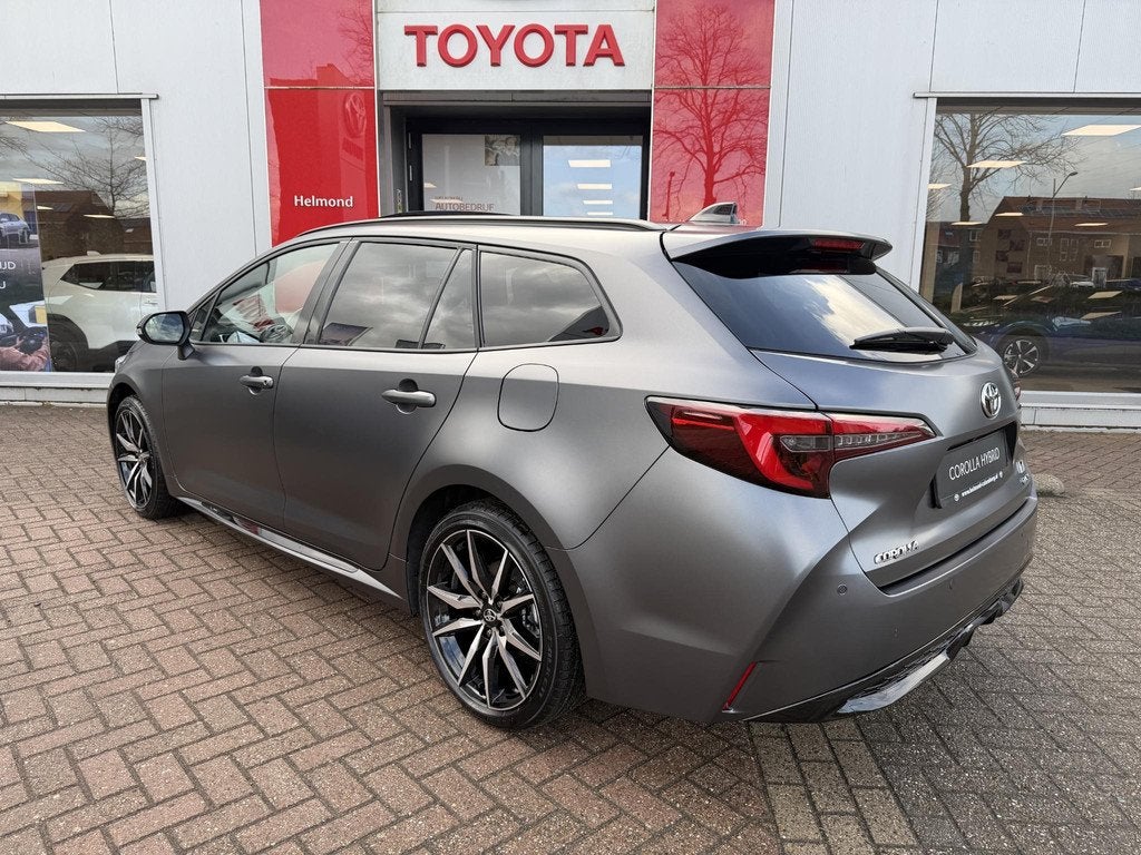 Toyota Corolla Touring Sports Hybrid 180 GR Sport Kage Limit, Auto's, Gebruikt, Euro 6, 4 cilinders, 1415 kg