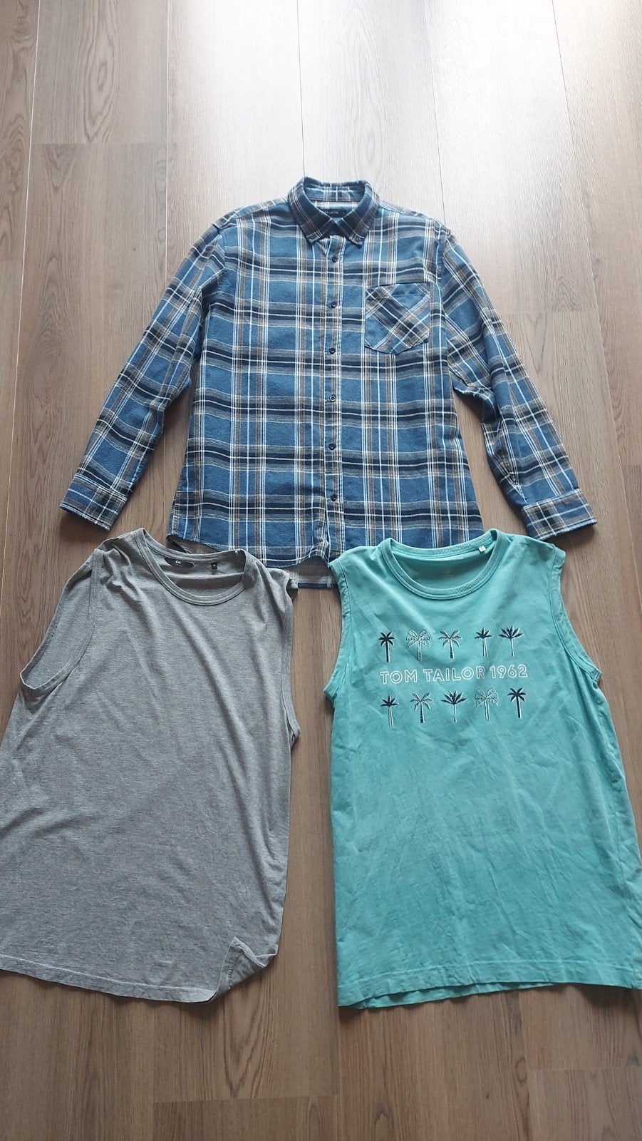 Herenkleding pakket: Geruit overhemd & 2 mouwloze shirts, Ophalen of Verzenden, Gedragen