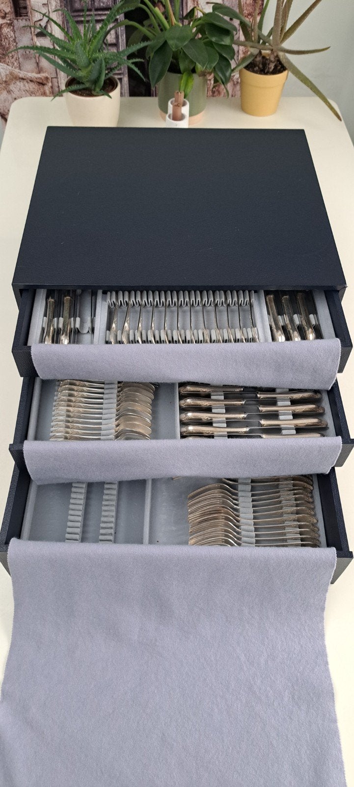 Verzilverd 12 pers. Art Deco bestek in cassette Silber 100, Antiek en Kunst, Antiek | Bestek, Ophalen of Verzenden
