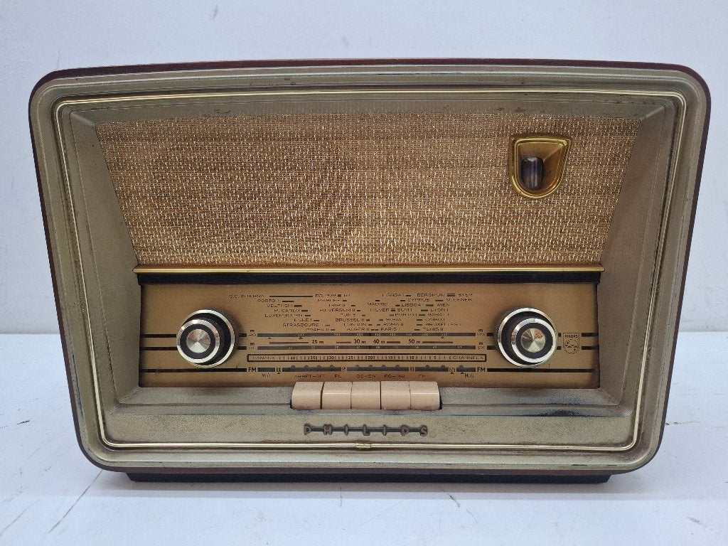 Klassieke Philips B4X77A buizenradio uit de late jaren '50, Ophalen, Onbekend, Onbekend, Niet werkend