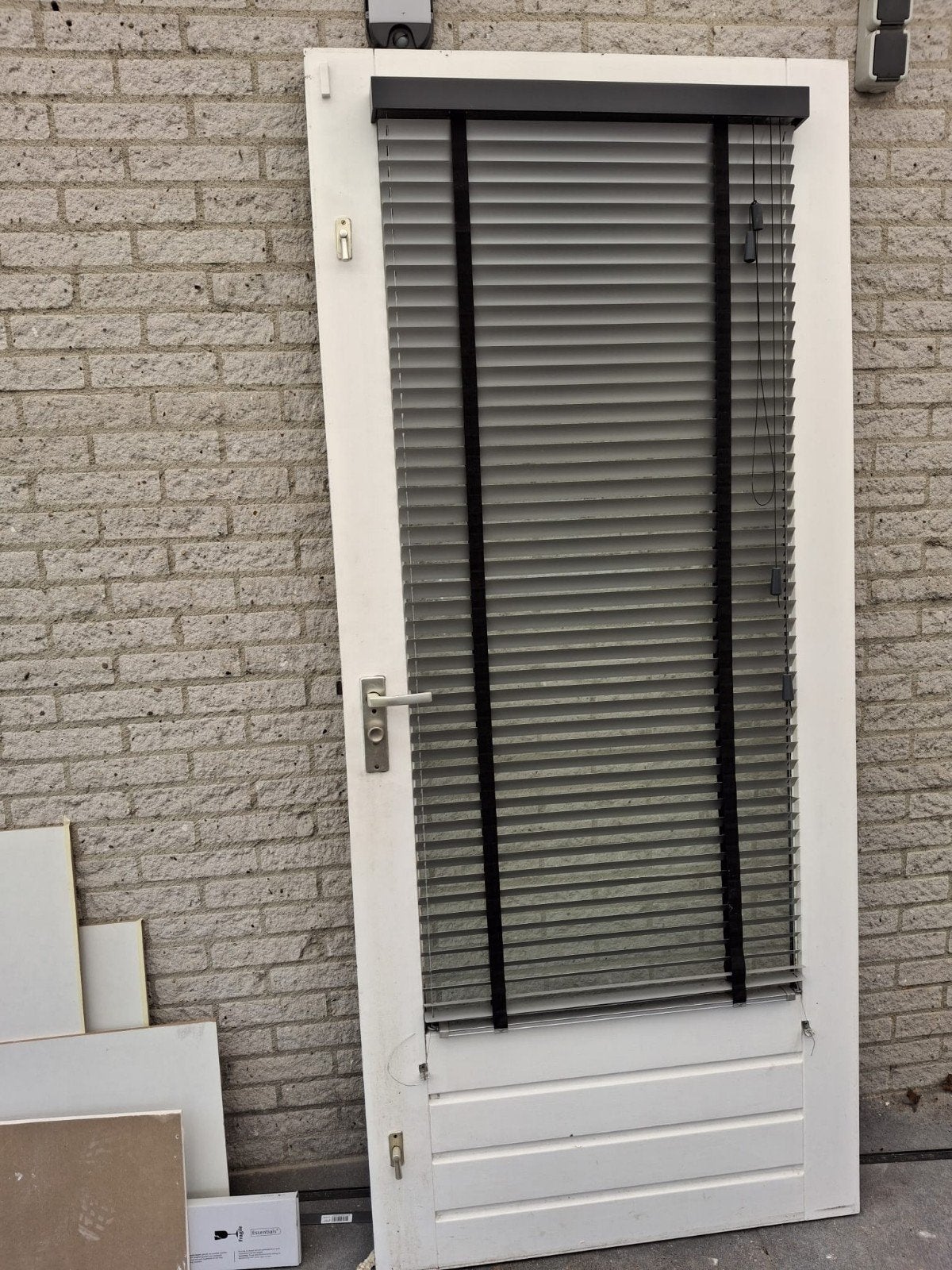 Gebruikte buitendeur met glas en jaloezieën, Ophalen, Gebruikt, 80 tot 100 cm, Buitendeur