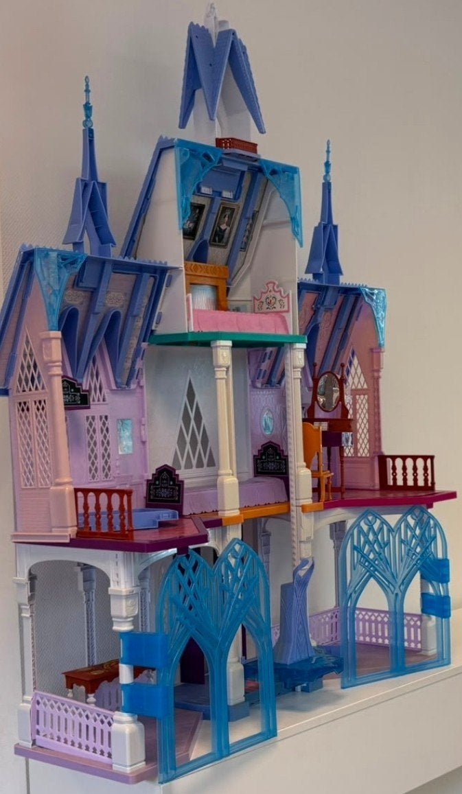Disney Frozen Elsa's IJskasteel Poppenhuis, Kinderen en Baby's, Speelgoed | Poppenhuizen, Ophalen, Zo goed als nieuw, Poppenhuis