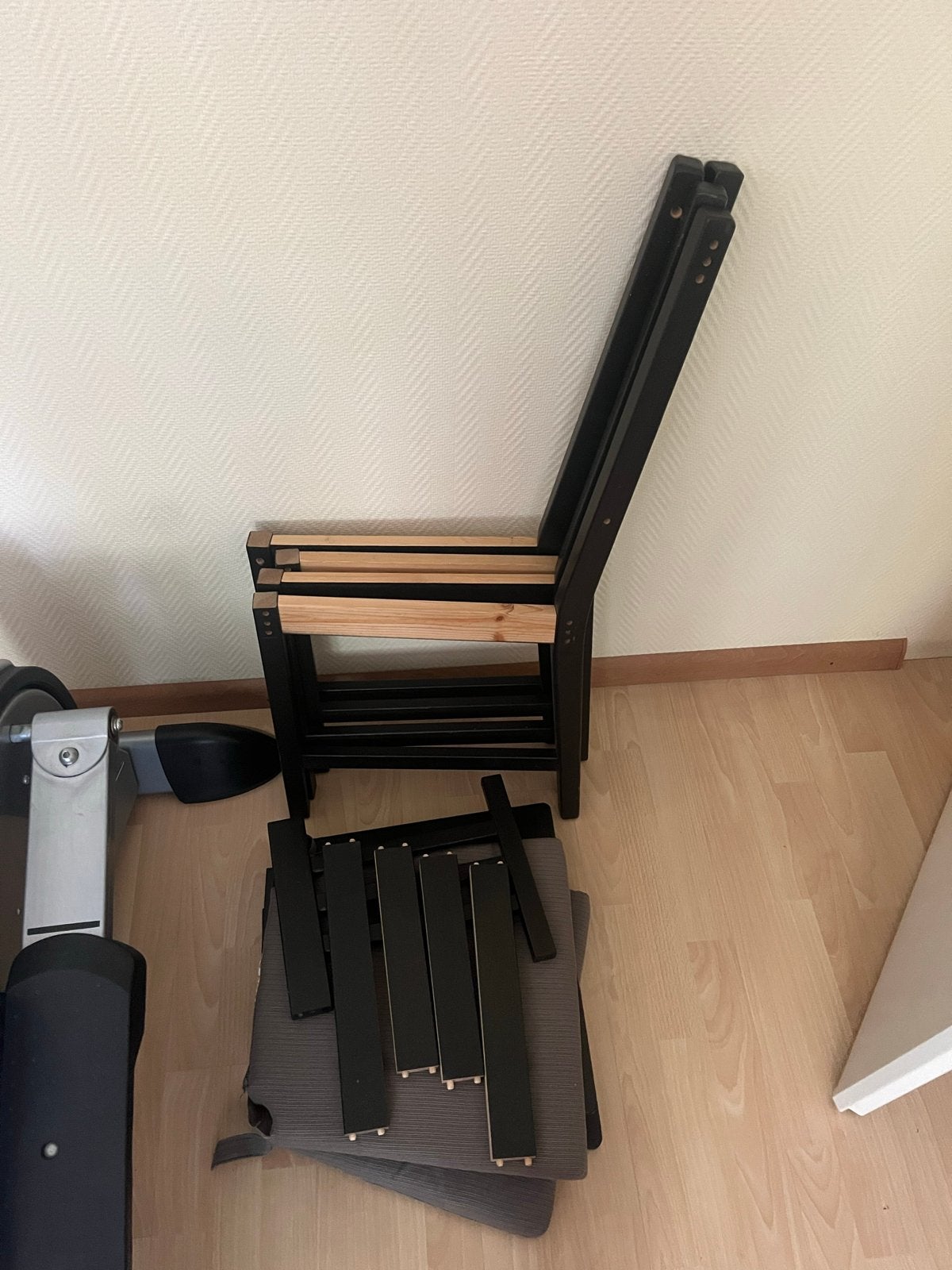 2x Zwarte houten eetkamerstoel IKEA, Ophalen, Gebruikt, Twee, Zwart