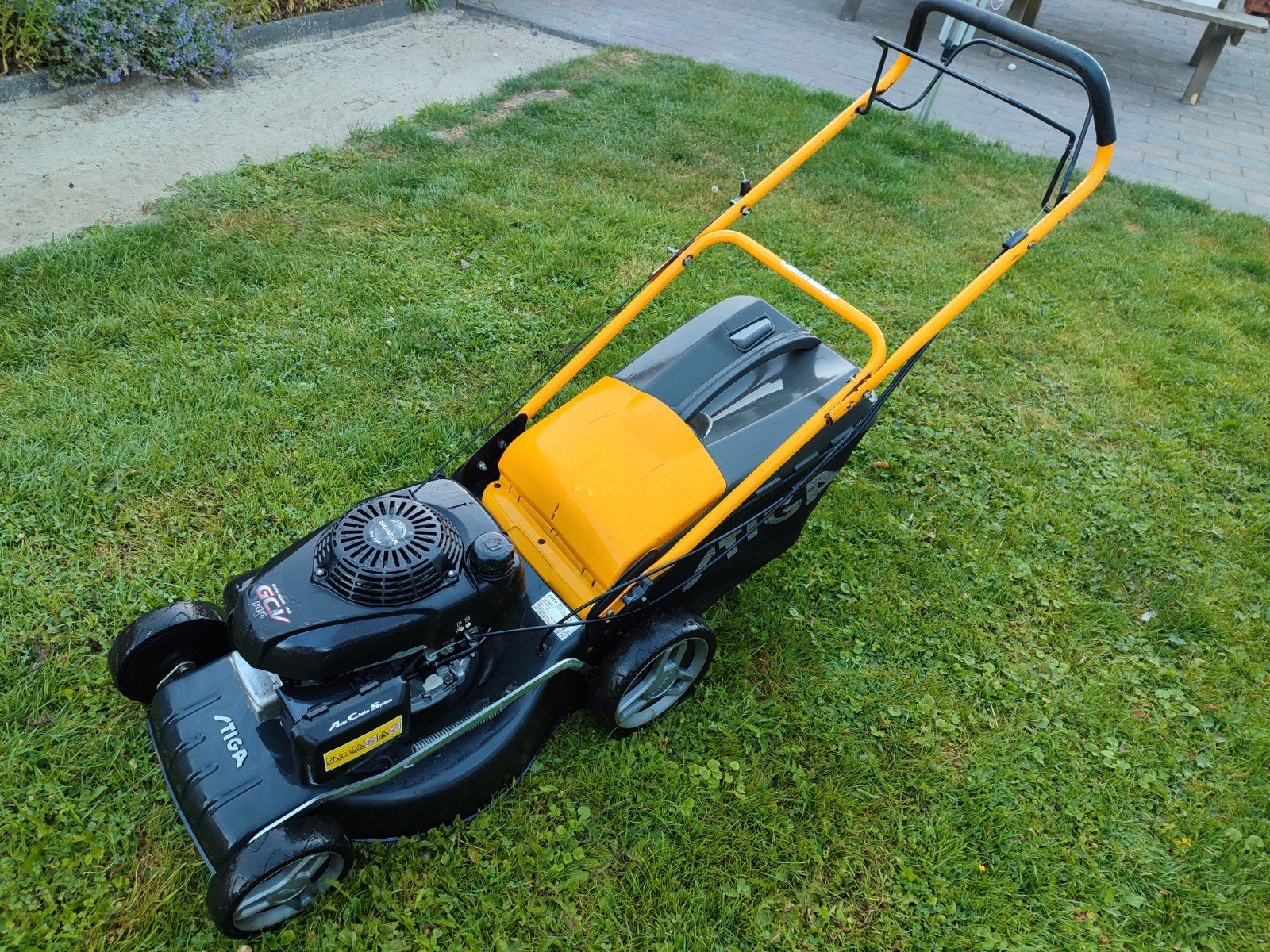 Stiga Combi 48 S H grasmaaier met Honda motor, Tuin en Terras, Grasmaaiers, Ophalen, Cirkelmaaier, Stiga, Benzine-grasmaaier