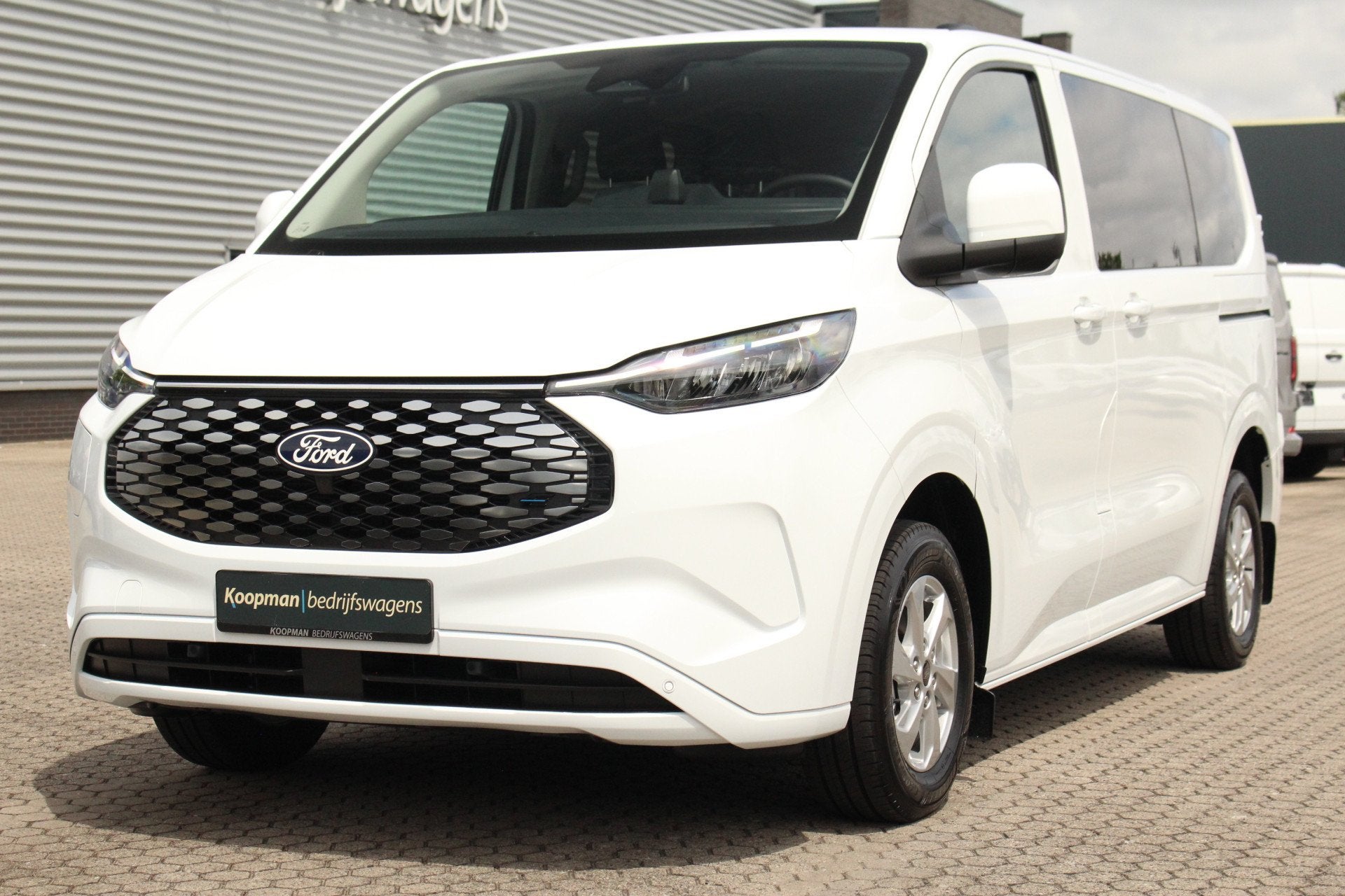 Ford E-Transit Custom 320 L1H1 Kombi | 9 persoons | Limited, Auto's, Automaat, Wit, Origineel Nederlands, 2200 kg