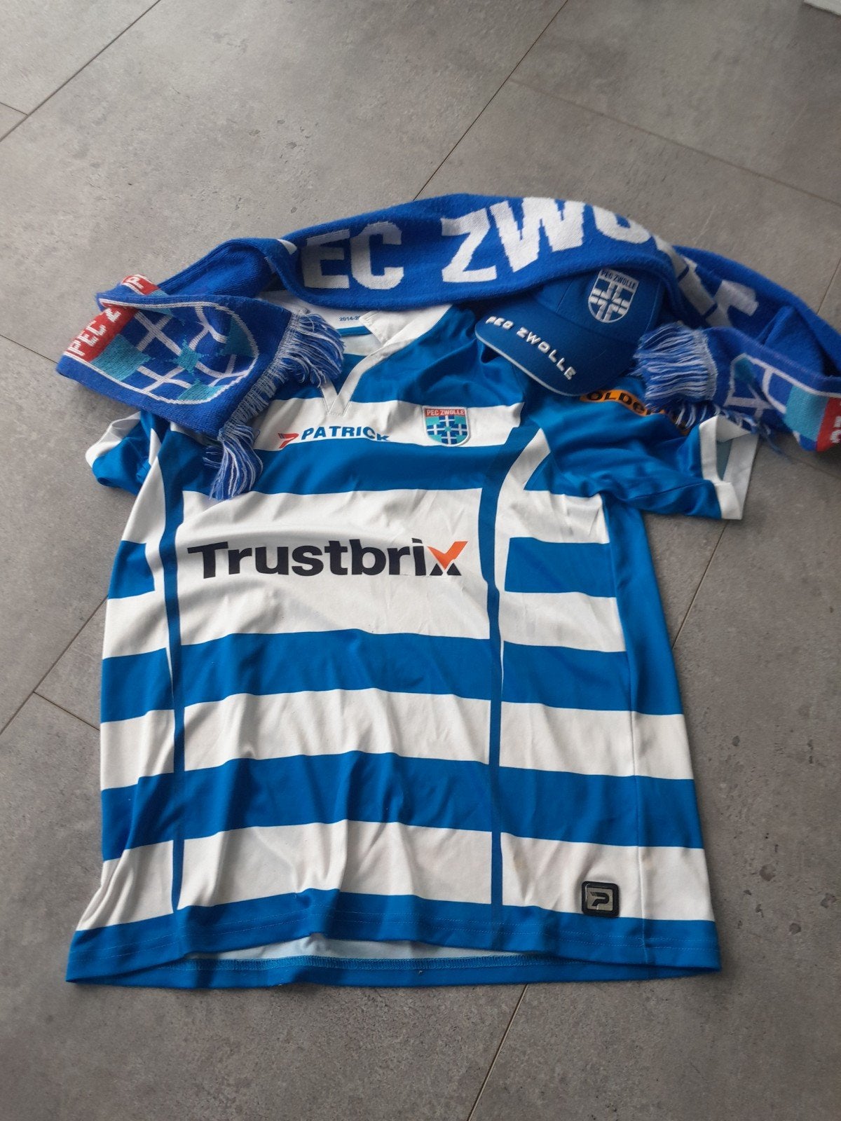 diverse pec zwolle spullen, Blauw, Overige maten, Ophalen of Verzenden, Zo goed als nieuw