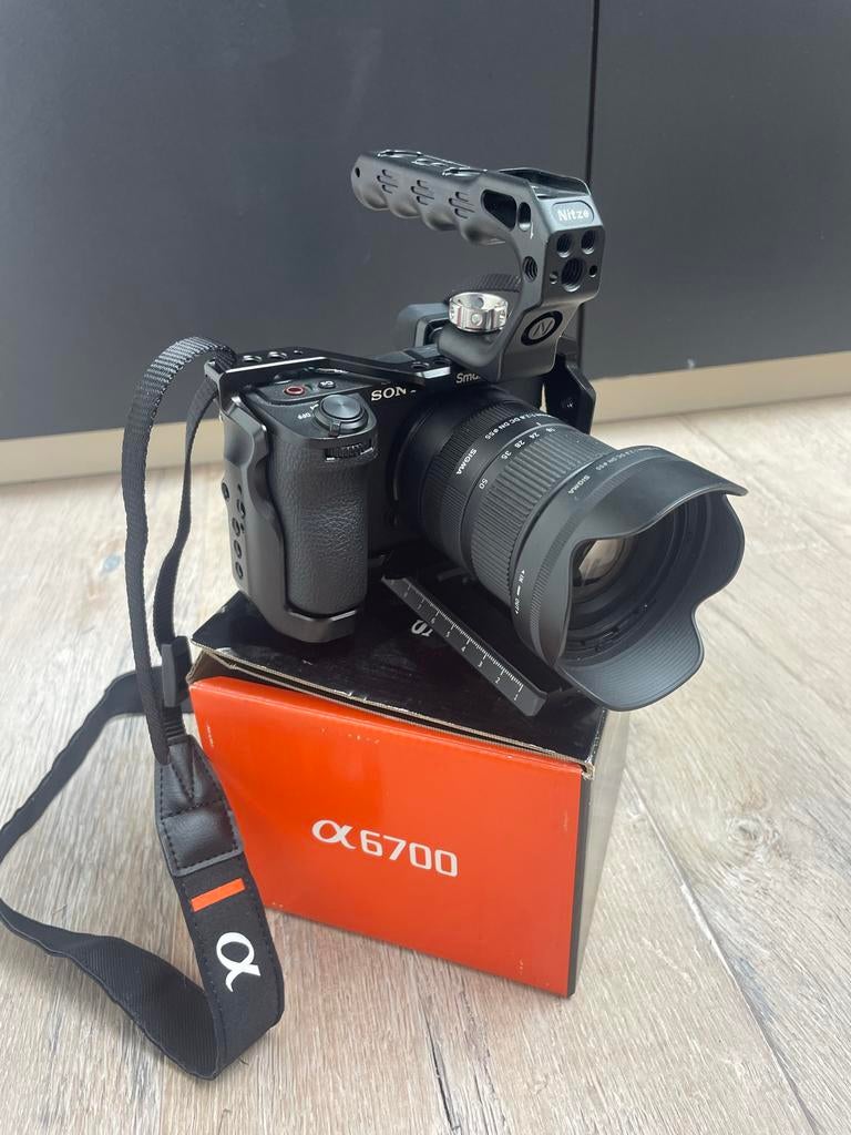 Complete Sony Alpha A6700 Camera Setup met Sigma Lens, Spiegelreflex, Ophalen of Verzenden, Zo goed als nieuw, 4 t/m 7 keer